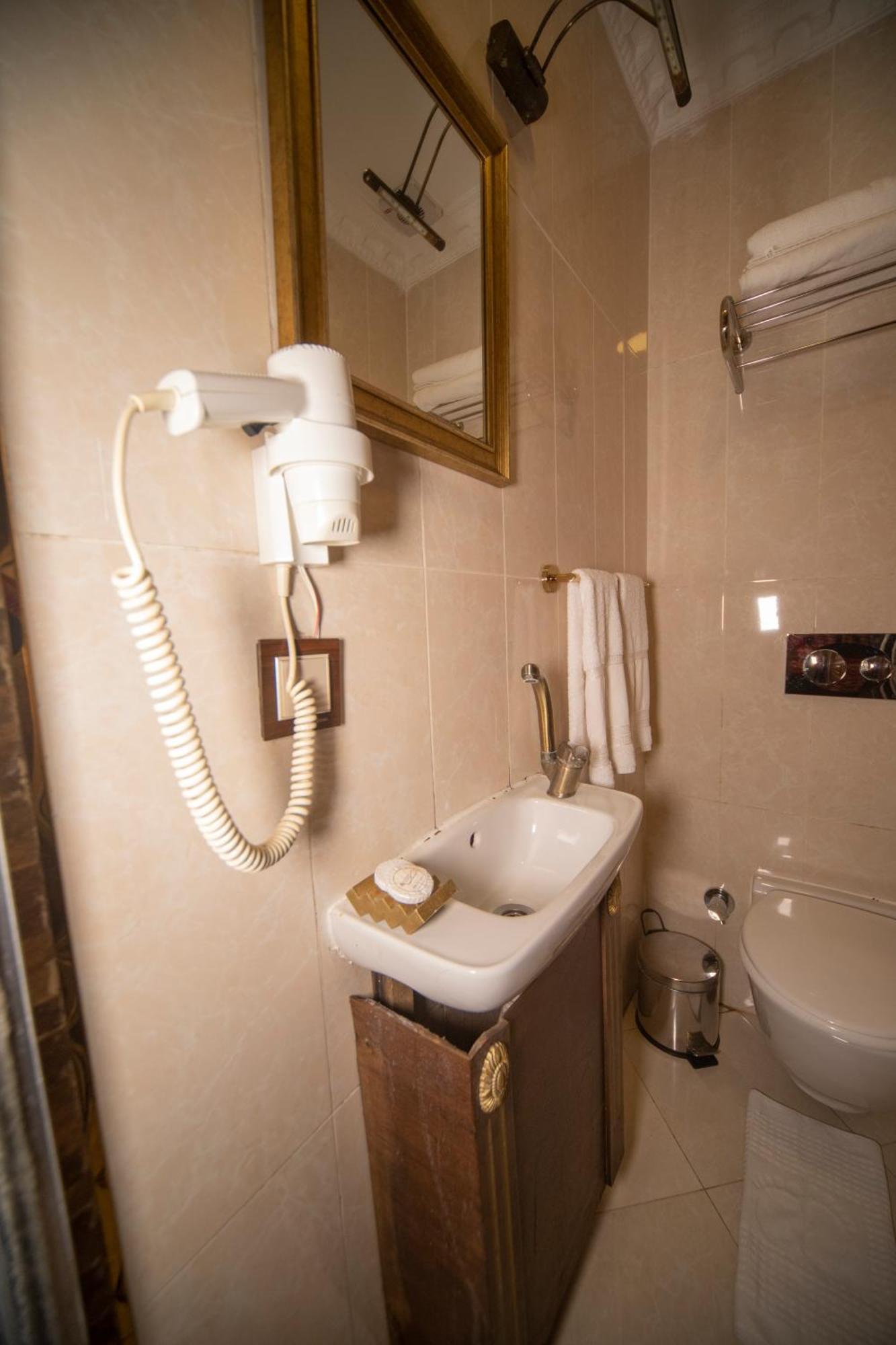 Beyport Hotel Taksim Istanboel Buitenkant foto