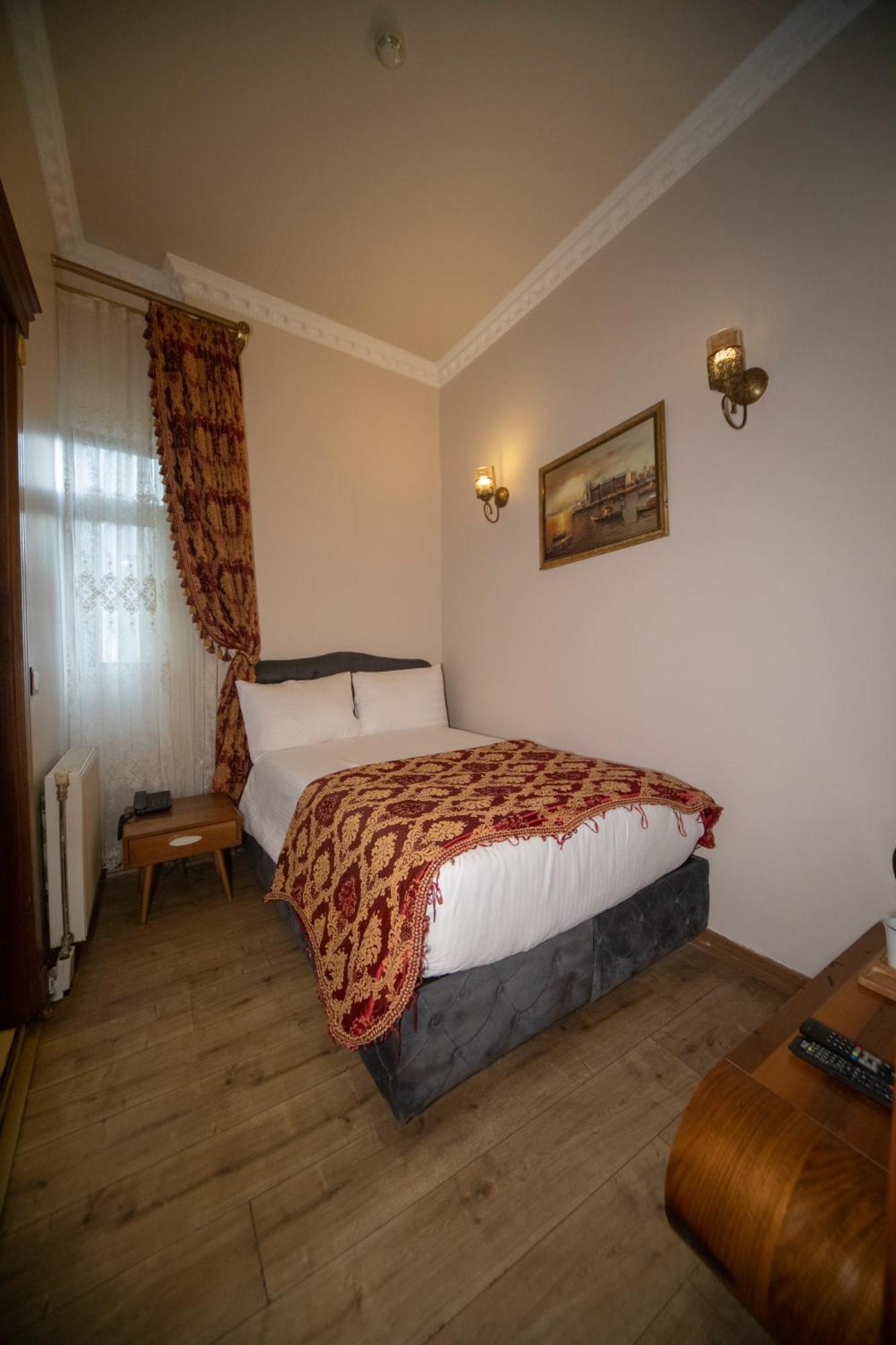 Beyport Hotel Taksim Istanboel Buitenkant foto